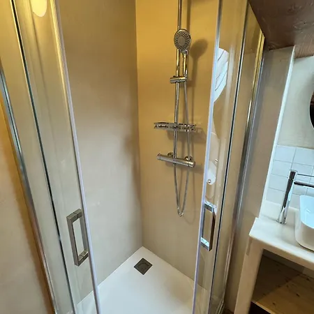 Casa Candina * 乌迪亚莱斯堡