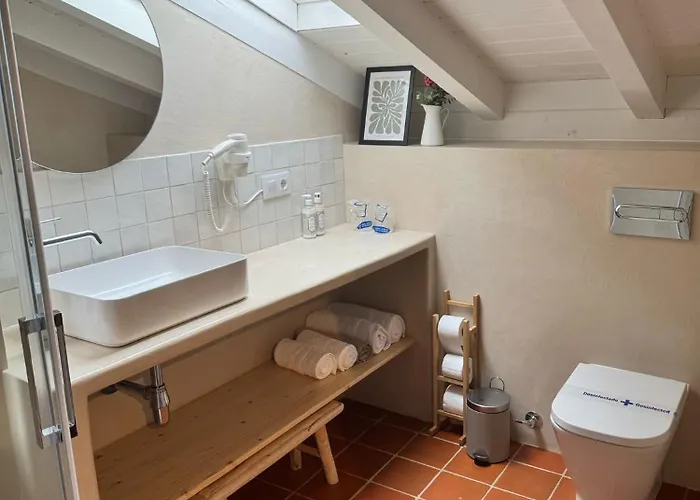 Casa Candina 宾馆 *